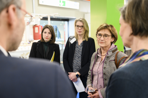 Messerundgang_im_Rahmen_der_BIOFACH_2023_-_Guided_tour_Urheber_NuernbergMesse__Uwe_Niklas_.jpg  